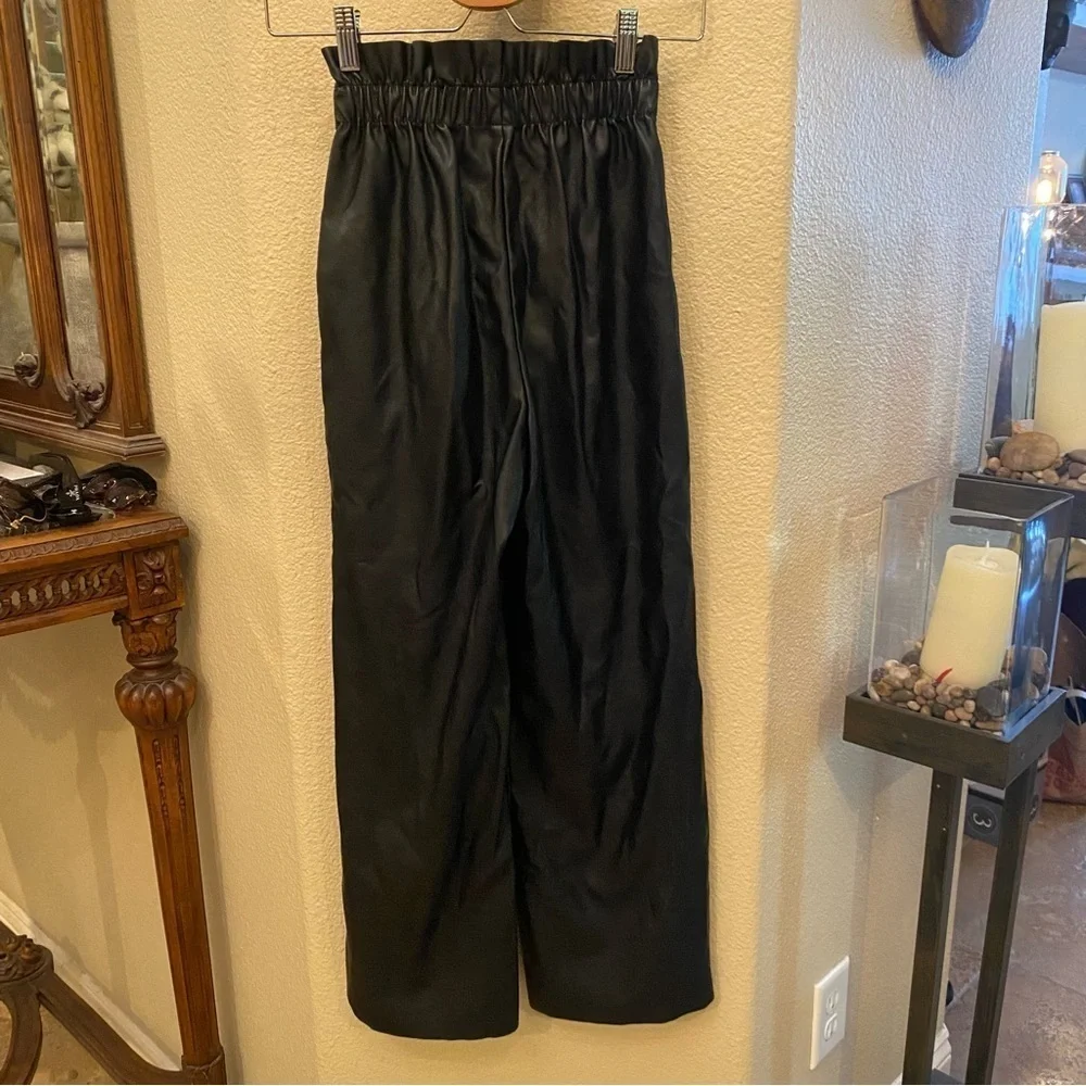 H&M Women Black Faux Leather Elastic Waistband Wide-Leg Pants Size 0